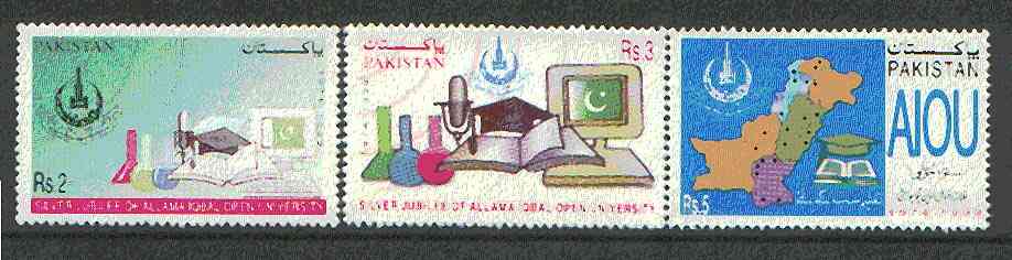 Pakistan 1999 Allama Iqbal Open University 25th Anniversary unmounted mint set of 3*, stamps on , stamps on  stamps on maps, stamps on books, stamps on education, stamps on universities, stamps on computers, stamps on  stamps on chemistry