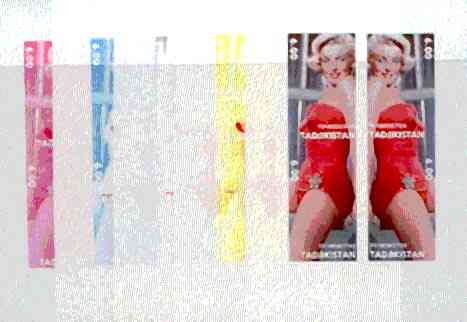 Tadjikistan 1999 Marilyn Monroe sheetlet of 2 (Marilyn in Mirror), the set of 5 imperf progressive colour proofs comprising various 2, 3 and all 4-colour composite, stamps on music, stamps on entertainments, stamps on marilyn monroe, stamps on films, stamps on cinema, stamps on personalities