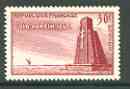 France 1952 10th Anniversary of Battle of Bir Hakeim 30f lake unmounted mint, SG 1146*, stamps on battles, stamps on monuments, stamps on  ww2 , stamps on 