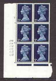 Great Britain 1967-70 Machin 5d cylinder block of 6 (Cyl 7 no dot) unmounted mint, stamps on 