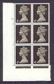 Great Britain 1967-70 Machin 4d sepia (two bands) cylinder block of 6 (Cyl 14 no dot) unmounted mint, stamps on 