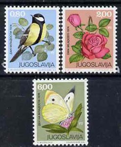 Yugoslavia 1974 Youth Day set of 3 unmounted mint, SG 1605-07*, stamps on , stamps on  stamps on birds, stamps on flowers, stamps on butterflies, stamps on 