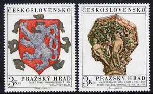 Czechoslovakia 1972 Prague Castle (8th series) set of 2 unmounted mint, SG 2034-35, stamps on arts, stamps on castles, stamps on judaica, stamps on heraldry, stamps on arms, stamps on lions, stamps on 