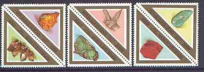 Benin 1998 Minerals complete perf set of 6 triangulars unmounted mint, stamps on minerals, stamps on triangulars