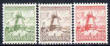 Denmark 1937 Dybbol Windmill set of 3 unmounted mint, SG 303-5, stamps on , stamps on  stamps on windmills
