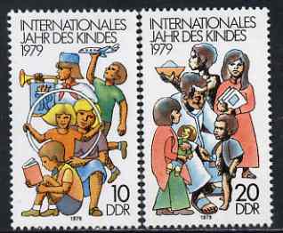 Germany - East 1979 International Year of the Child perf set of 2 unmounted mint, SG E2132-33, stamps on , stamps on  iyc , stamps on children, stamps on toys
