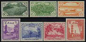 Pakistan 1954 7th Anniversary of Independence set of 7 unmounted mint, SG 65-71, stamps on , stamps on  stamps on mountains, stamps on  stamps on death, stamps on  stamps on mosques, stamps on  stamps on cotton, stamps on  stamps on textiles, stamps on  stamps on  tea , stamps on  stamps on drink, stamps on  stamps on islam