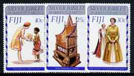 Fiji 1977 Silver jubilee perf set of 3 unmounted mint, SG 536-38, stamps on , stamps on  stamps on royalty, stamps on  stamps on silver jubilee