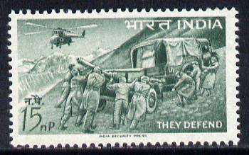 India 1963 Defence Campaign 15np (Artillery & Helicopter) unmounted mint SG 468, stamps on , stamps on  stamps on militaria     helicopter     aviation