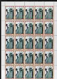 St Vincent 1986 Statue of Liberty Centenary 90c in complete unmounted mint sheet of 25, SG 1039, stamps on , stamps on  stamps on monuments, stamps on  stamps on statues, stamps on  stamps on americana, stamps on  stamps on civil engineering, stamps on  stamps on 
