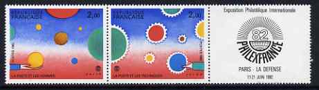 France 1982 Philexfrance 82 Stamp Exhibition (3rd issue) horiz pair plus label unmounted mint, SG 2520a, stamps on arts, stamps on postal, stamps on stamp exhibitions