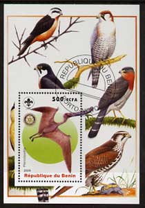 Benin 2005 Dinosaurs #10 - Pterodaustro perf m/sheet with Scout & Rotary Logos, background shows various Birds of Prey fine cto used, stamps on scouts, stamps on rotary, stamps on dinosaurs, stamps on birds, stamps on birds of prey, stamps on 