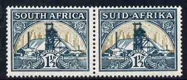 South Africa 1933-48 Gold Mine 1.5d horizontal pair with inverted wmk, unmounted mint SG57bw, stamps on , stamps on  stamps on gold, stamps on  stamps on mining