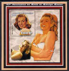 Mozambique 2002 40th Anniversary of Death of Marilyn Monroe perf s/sheet containing 1 value unmounted mint (88,000 MT) Yv 101, stamps on personalities, stamps on women, stamps on films, stamps on cinema, stamps on movies, stamps on marilyn, stamps on marilyn monroe