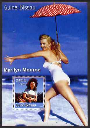 Guinea - Bissau 2001 Marilyn Monroe #2 perf s/sheet containing 1 value unmounted mint Mi BL369, stamps on , stamps on  stamps on personalities, stamps on  stamps on umbrellas, stamps on  stamps on marilyn monroe, stamps on  stamps on films, stamps on  stamps on cinema, stamps on  stamps on movies, stamps on  stamps on women