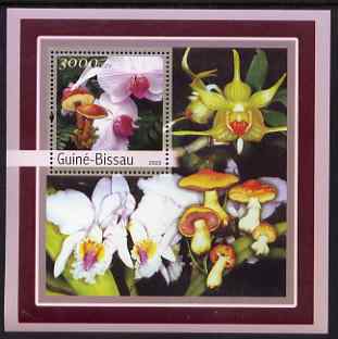 Guinea - Bissau 2003 Orchids & Fungi perf s/sheet containing 1 value unmounted mint Mi BL388, stamps on , stamps on  stamps on orchids, stamps on  stamps on flowers, stamps on  stamps on fungi