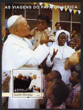 Guinea - Bissau 2003 Popes Travels to Africa perf s/sheet containing 1 x 4500 value unmounted mint , stamps on personalities, stamps on pope, stamps on popes, stamps on religion, stamps on , stamps on pope