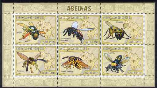 Mozambique 2007 Bees perf sheetlet containing 6 values unmounted mint Yv 2330-35, stamps on , stamps on  stamps on insects, stamps on  stamps on bees, stamps on  stamps on maps