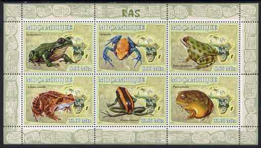 Mozambique 2007 Frogs perf sheetlet containing 6 values unmounted mint Yv 2480-85, stamps on , stamps on  stamps on frogs, stamps on  stamps on amphibians, stamps on  stamps on maps