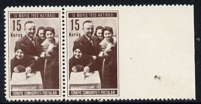 Turkey 1950 Elections 15k unmounted mint horiz marginal pair, one stamp imperf between stamp and margin, stamps on constitutions, stamps on elections