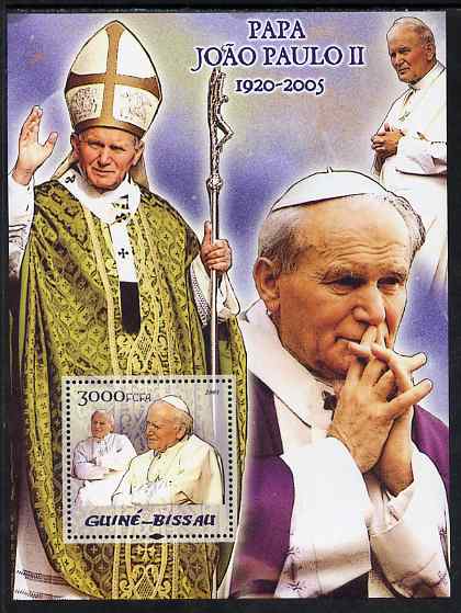 Guinea - Bissau 2005 Pope John paul II perf s/sheet unmounted mint Mi BL 512, stamps on , stamps on  stamps on personalities, stamps on  stamps on pope, stamps on  stamps on religion, stamps on  stamps on popes