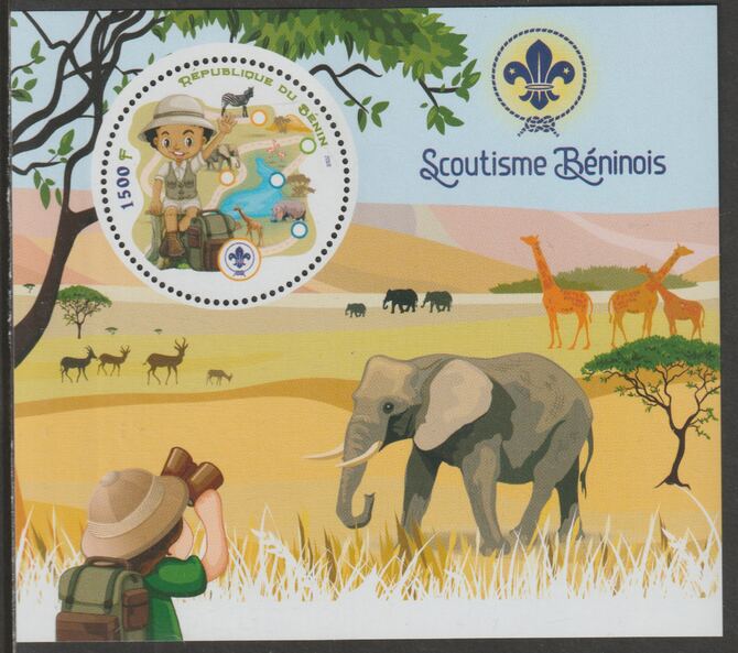 Benin 2018 Scouts #2 perf deluxe m/sheet containing one circular value unmounted mint, stamps on , stamps on  stamps on shape, stamps on  stamps on scouts, stamps on  stamps on elephants, stamps on  stamps on giraffes