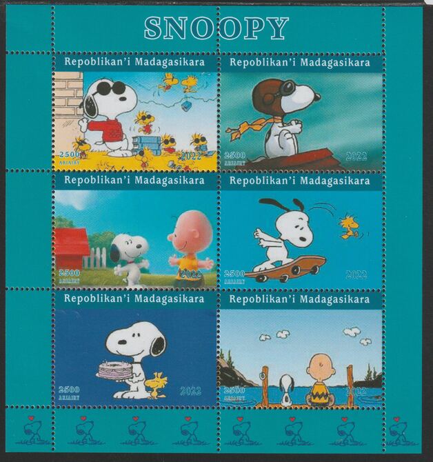 Madagascar 2022 Snoopy perf sheetlet containing  set of 6 values unmounted mint, privately produced offered purely on its thematic appeal, stamps on films, stamps on cinema, stamps on movies, stamps on snoopy, stamps on comics