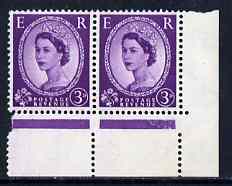 Great Britain 1958-65 Wilding Crowns 3d corner pair showing Phantom R first retouch, unmounted mint SG spec S70k, stamps on 
