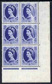 Great Britain 1952-54 Wilding Tudor Crown 1s6d corner block of 6 with stripping flaw affecting 3 stamps, unmounted mint, stamps on 