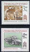 Czechoslovakia 1985 Historic Bratislava (9th issue) set of 2 (Tapestry & Pottery) unmounted mint, SG 2793-94, stamps on arts, stamps on textiles, stamps on pottery