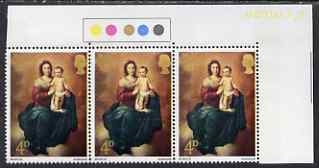 Great Britain 1967 Christmas 4d (Murillo) corner traffic light strip of 3 with gold shifted to right (Head touching perfs) unmounted mint (also shows shift of phosphor) S..., stamps on christmas, stamps on arts