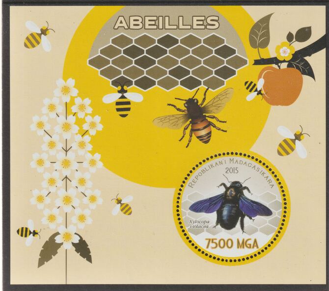 Madagascar 2015 Bees perf sheet containing one circular value unmounted mint, stamps on shaped, stamps on insects, stamps on bees