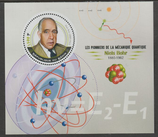 Benin 2018 Quantum Mechanics - Niels Bohr perf deluxe m/sheet containing one circular value unmounted mint, stamps on shape, stamps on personalities, stamps on science, stamps on physics