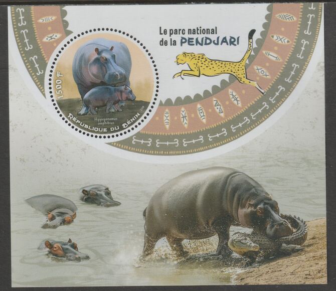 Benin 2018 Pendiari National Park - Hippos perf deluxe m/sheet containing one circular value unmounted mint, stamps on , stamps on  stamps on shape, stamps on  stamps on animals, stamps on  stamps on hippos