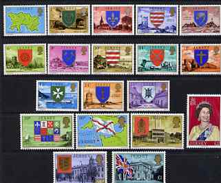 Jersey 1976-80 Parish Arms & Views definitive set complete 1/2p to \A32, 19 values unmounted mint, SG 137-55, stamps on 