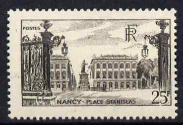 France 1946-48 Nancy 25f unmounted mint, SG 982, stamps on , stamps on  stamps on tourism