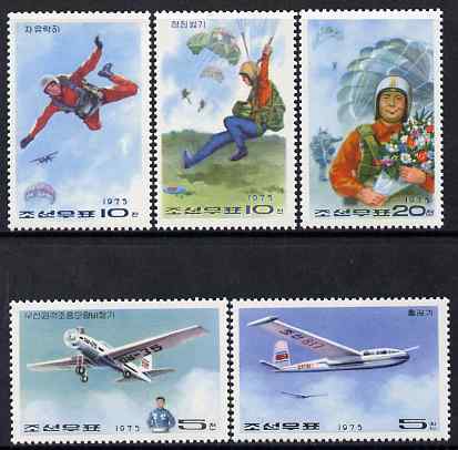 North Korea 1975 National Defence perf set of 5 (Aircraft & Parachutes) unmounted mint SG N1440-44, stamps on aviation, stamps on parachutes, stamps on gliders