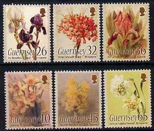 Guernsey 2005 Birth Centenary of William J Caparne set of 6 unmounted mint, SG 1065-70, stamps on , stamps on  stamps on flowers, stamps on  stamps on iris