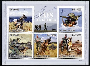 St Thomas & Prince Islands 2009 Dogs in War perf sheetlet containing 5 values unmounted mint, stamps on , stamps on  stamps on dogs, stamps on  stamps on militaria, stamps on  stamps on tanks, stamps on  stamps on parachutes, stamps on  stamps on ships