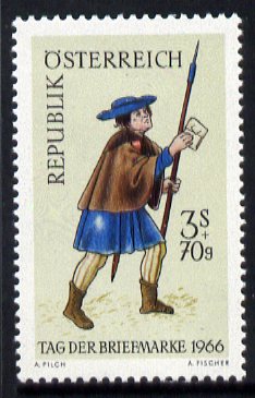 Austria 1966 Stamp Day - 16th-century Postman unmounted mint, SG 1491, stamps on , stamps on  stamps on postal, stamps on  stamps on costumes, stamps on  stamps on fashion