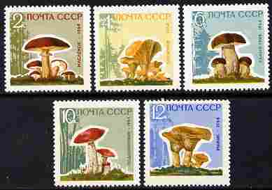 Russia 1964 Mushrooms perf set of 5 on varnished paper unmounted mint, SG 3058b-62b, stamps on fungi   