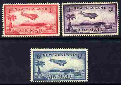 New Zealand 1935 Air set of 3 lightly mounted mint SG 570-72, stamps on , stamps on  stamps on aviation, stamps on  stamps on  kg5 , stamps on  stamps on 