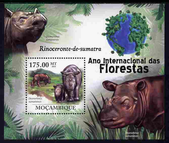 Mozambique 2011 International Year of the Forest - Rhinoceros perf m/sheet unmounted mint, Michel BL421, stamps on trees, stamps on animals, stamps on rhinos