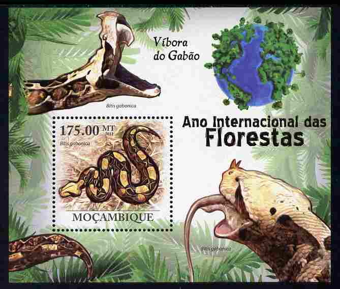 Mozambique 2011 International Year of the Forest - Snakes perf m/sheet unmounted mint, Michel BL413, stamps on , stamps on  stamps on trees, stamps on  stamps on animals, stamps on  stamps on reptiles, stamps on  stamps on snakes