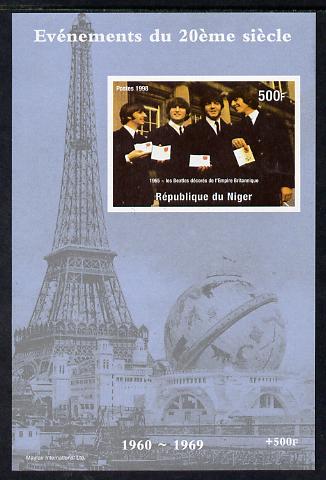 Niger Republic 1998 Events of the 20th Century 1960-1969 The Beatles receive MBE imperf souvenir sheet unmounted mint. Note this item is privately produced and is offered purely on its thematic appeal, stamps on , stamps on  stamps on millennium, stamps on  stamps on eiffel tower, stamps on  stamps on personalities, stamps on  stamps on medals, stamps on  stamps on beatles, stamps on  stamps on pops, stamps on  stamps on music, stamps on  stamps on rock