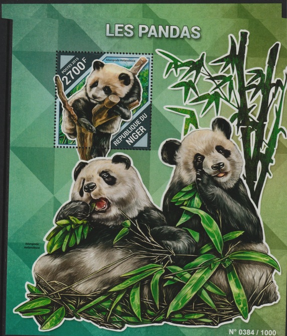 Niger Republic 2015 Pandas perf s/sheet containing 1 vlue unmounted mint, stamps on animals, stamps on pandas
